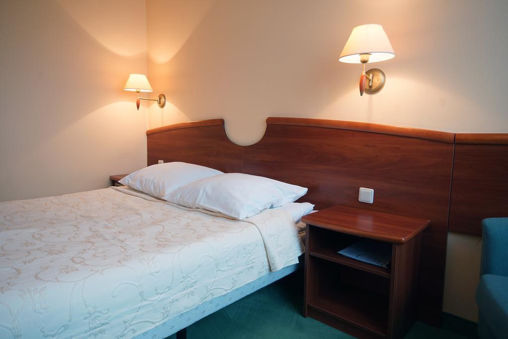 Hotel Kamena Хелм Экстерьер фото