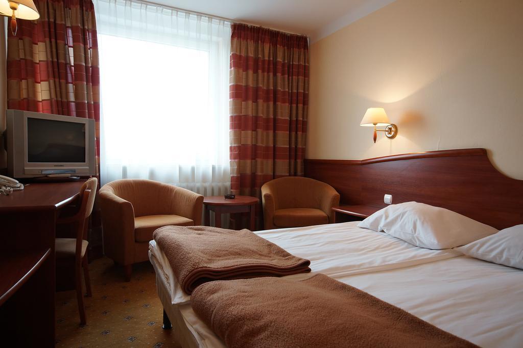 Hotel Kamena Хелм Экстерьер фото