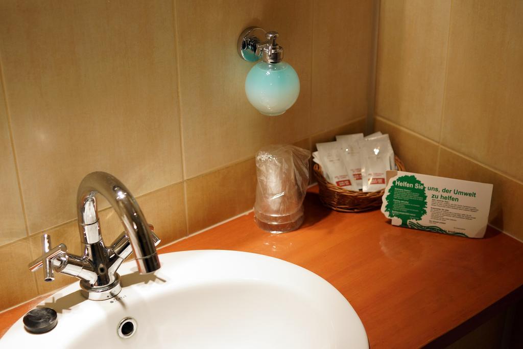 Hotel Kamena Хелм Экстерьер фото