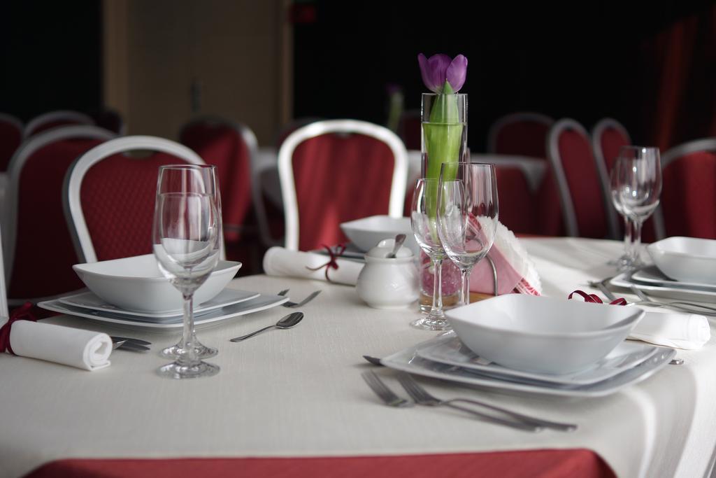 Hotel Kamena Хелм Экстерьер фото